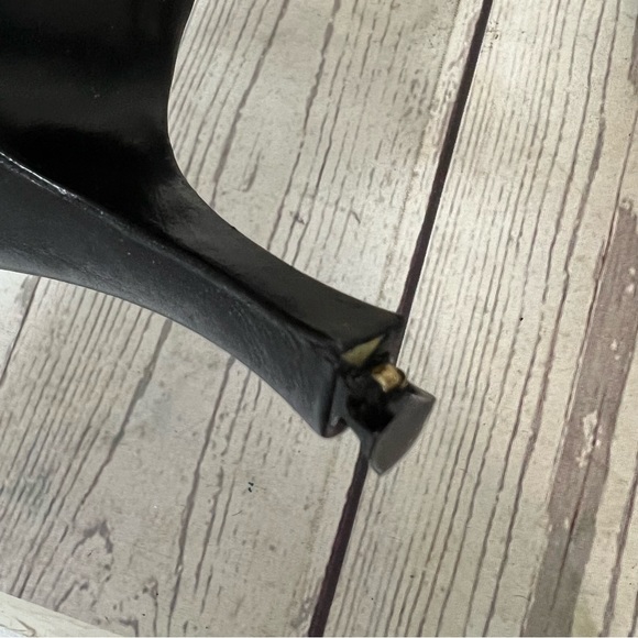 Stuart Weitzman Vintage Heels Black Gold Cap Toe Size 9 SS Narrow Leather READ - Picture 8 of 16